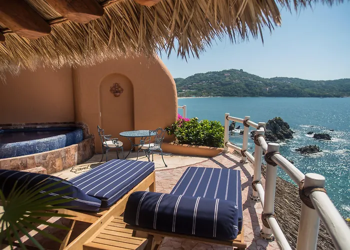 El Murmullo By La Casa Que Canta Zihuatanejo