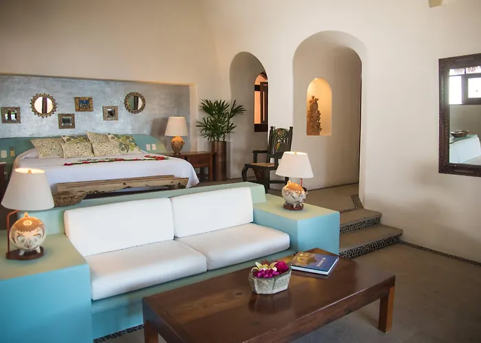 El Murmullo By La Casa Que Canta Zihuatanejo