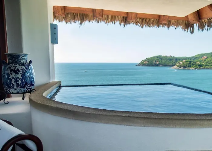 El Murmullo By La Casa Que Canta * Zihuatanejo