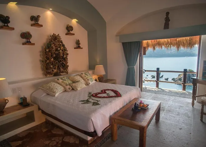 El Murmullo By La Casa Que Canta Zihuatanejo